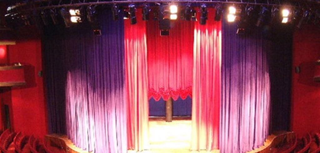 Türker İnanoğlu Maslak Show Center