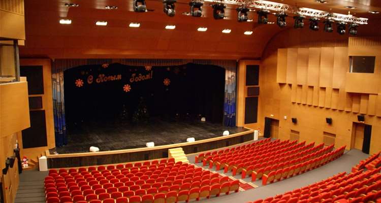 Rusya Salekhard Konser Salonu