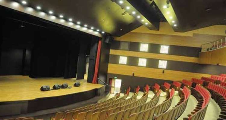  İzmir Karşıyaka Opera House