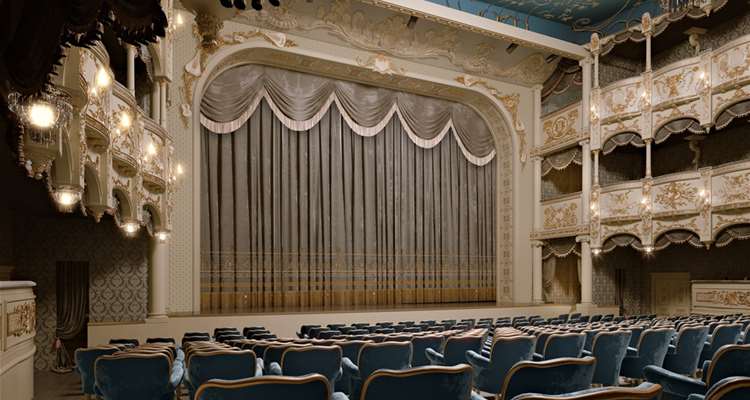 Azerbaycan Musiqili Komediya Teatri  