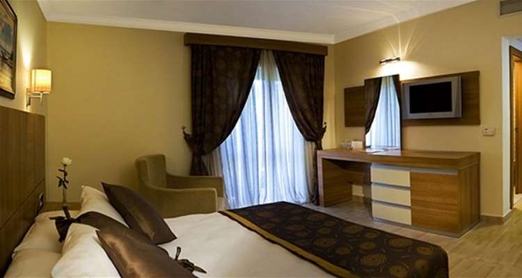 Marco Polo Resort Hotel Rooms