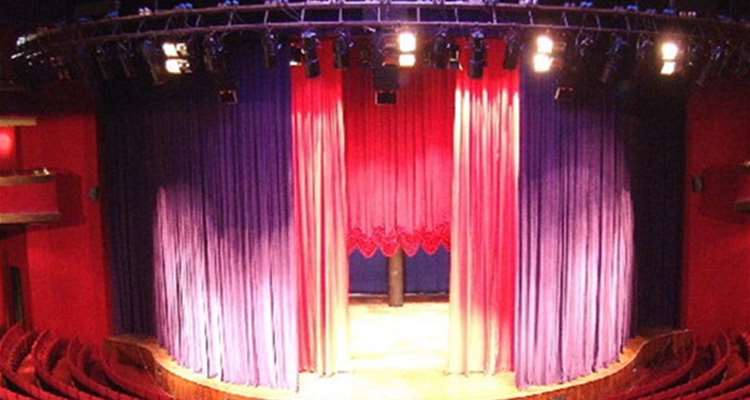 Türker İnanoğlu Maslak Show Center