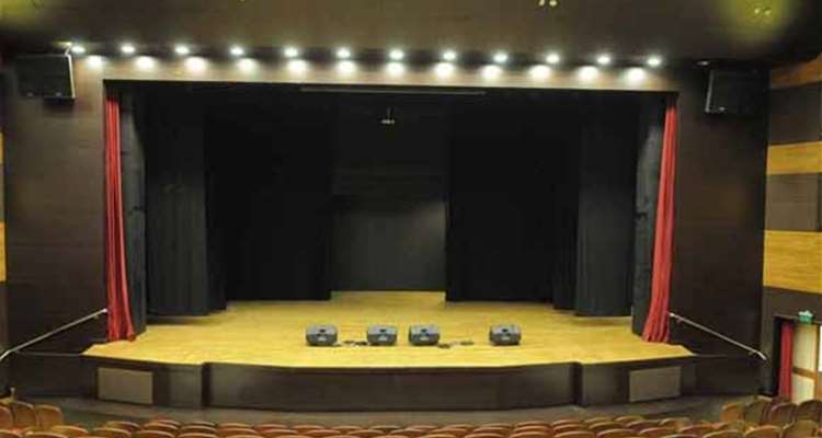  İzmir Karşıyaka Opera House
