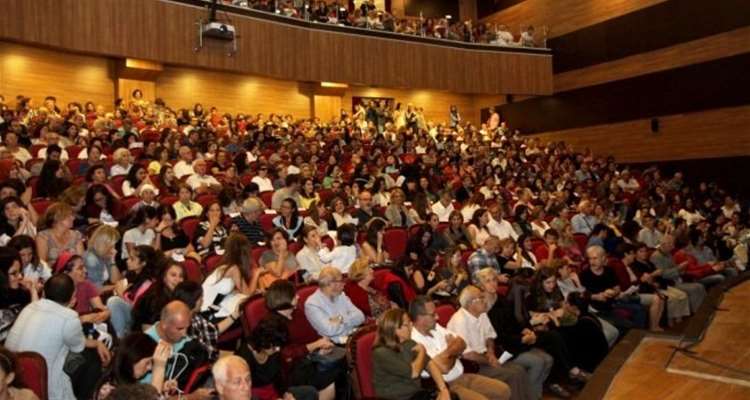 İzmir Karşıyaka Opera Salonu